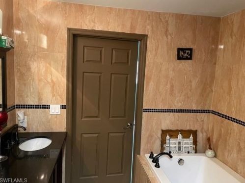 4201 21 Ave, Naples FL 34116-5721 exterior