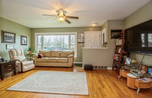 5721 Elston Ave, Chicago, IL 60646-5510