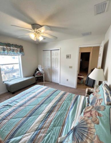 445 Ferris Dr, Fort Pierce FL 34983-1120 exterior