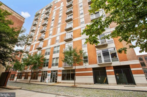 113 Bread St, Philadelphia PA 19106-4610 exterior