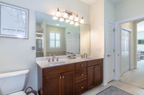 7770 Bucks Run Dr, Naples FL 34120-3904 exterior