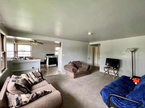 5734 76, Milwaukee WI 53218-2256 exterior