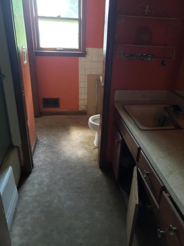 3441 82nd St, Milwaukee WI  53219-3835 exterior