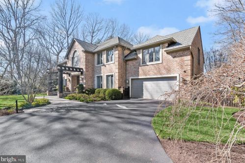 11820 Beekman Pl, Rockville MD 20854-2177 exterior