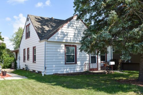 4606 Morgan Ave, Milwaukee, WI 53220-1519