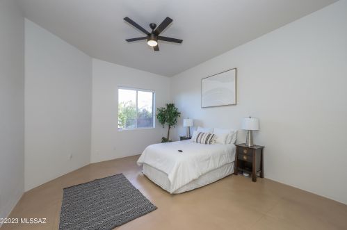 6561 Shadow Bluff Dr, Tucson AZ  85704-6950 exterior