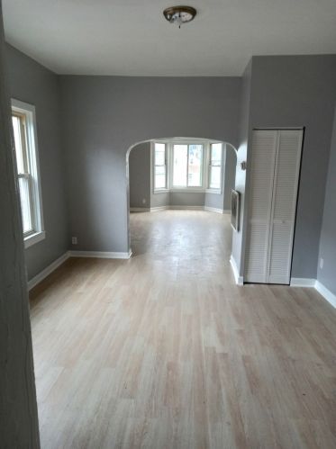 8931 Houston Ave, Chicago IL 60617-3239 exterior