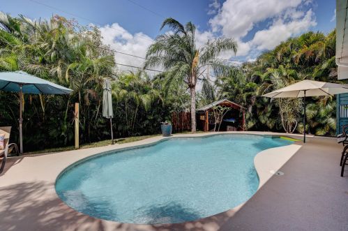 3444 Fashoda St, Fort Pierce FL 34953-4643 exterior