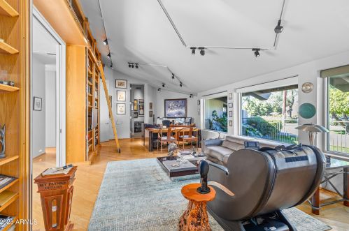 2111 Colter St, Phoenix AZ  85015-2821 exterior