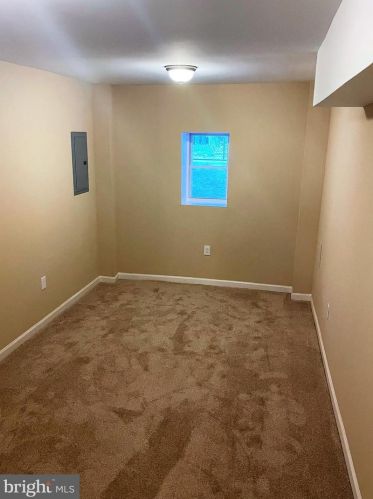 6624 18th St, Philadelphia PA  19126-2617 exterior