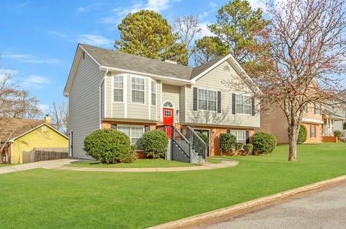 6026 Old Wellborn Trce, Lithonia GA  30058-8331 exterior