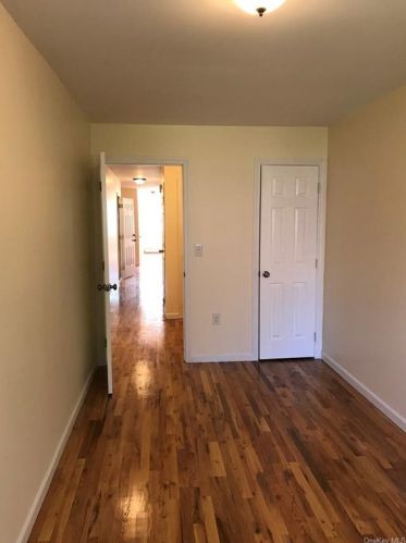 2025 Daly Ave, Bronx NY 10460-2834 exterior