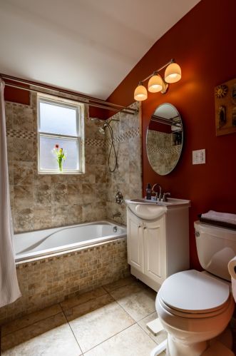 1652 Avers Ave, Chicago IL 60625-6014 exterior