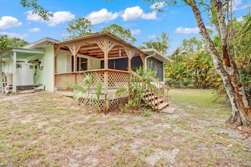 340 31 St, Naples FL 34117-3106 exterior