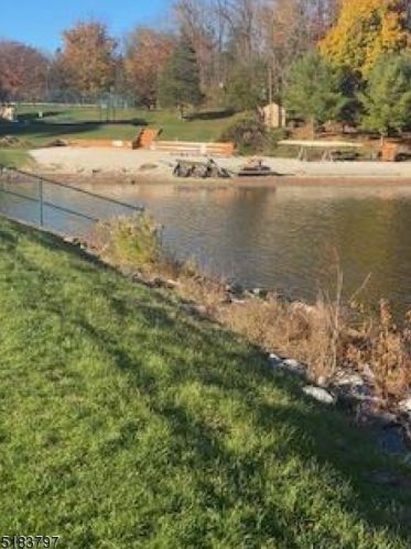 938 Homestead Dr, Fredon NJ  07860-4612 exterior