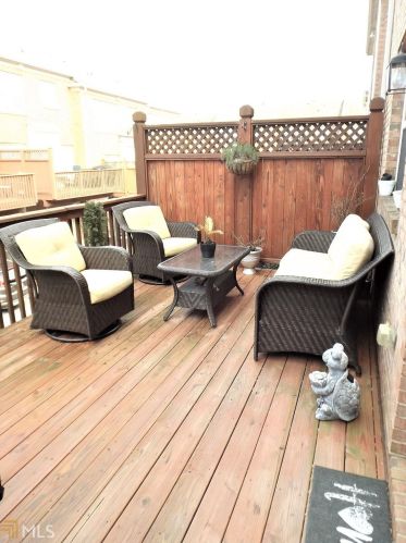 2769 Loftview Sq, Atlanta GA 30339-4929 exterior