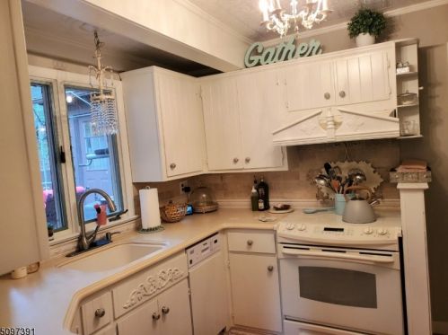 193 Shore Trl, Sparta NJ  07871-2007 exterior