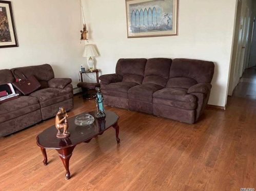 100 Miller Ave, Central Islip NY 11722-1502 exterior