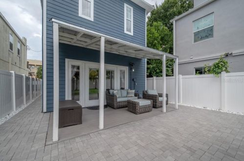 406 Oregon Ave, Tampa FL 33607-2803 exterior