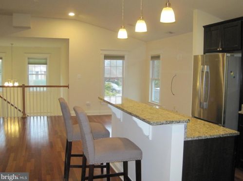 24 Myrtle St, Alexandria VA  22301-2423 exterior