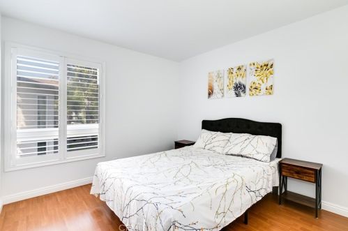 16576 Montego Way, Tustin CA  92780-4127 exterior