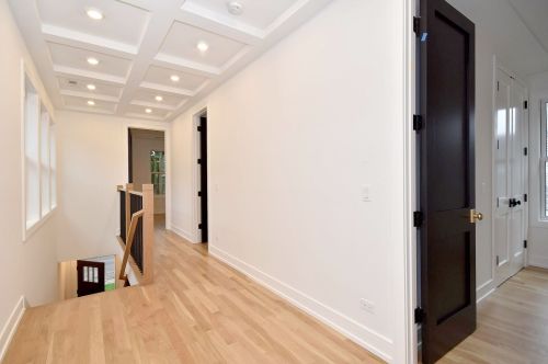 4841 Oakley Ave, Chicago IL 60659-5208 exterior