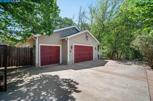 3168 Cowell Rd, Concord, CA 94518-1419