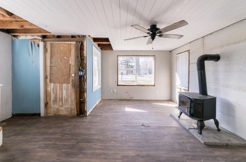 524 Forrest St, Wayland MI 49348-1198 exterior