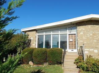 8812 Macon St, Philadelphia PA  19152-1408 exterior