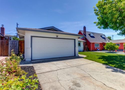 1354 Glacier Dr, Milpitas CA 95035-6506 exterior