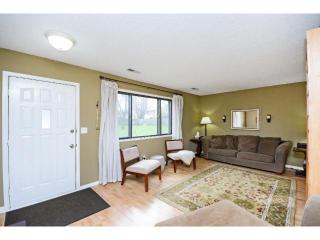 1224 Ferndale St, Saint Paul MN  55119-3141 exterior