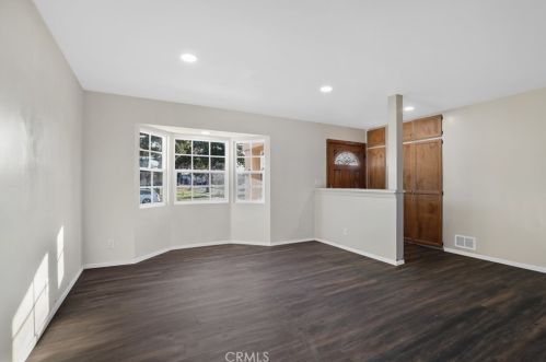 831 Maplewood Ave, Fullerton CA  92832-2625 exterior