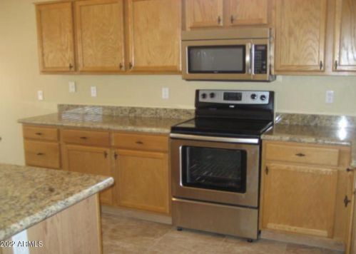 1098 Swan Dr, Chandler AZ  85286-7566 exterior