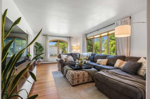 2721 Portage Rd, Madison, WI 53704-2831