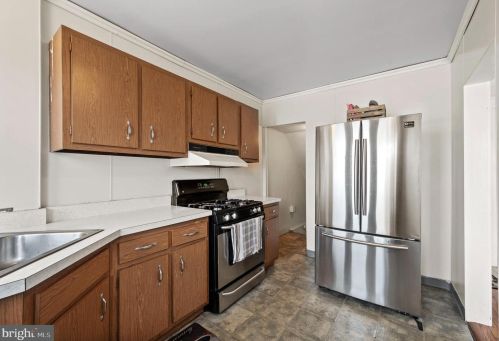 106 Oak Ln, Manor PA 19036-1414 exterior