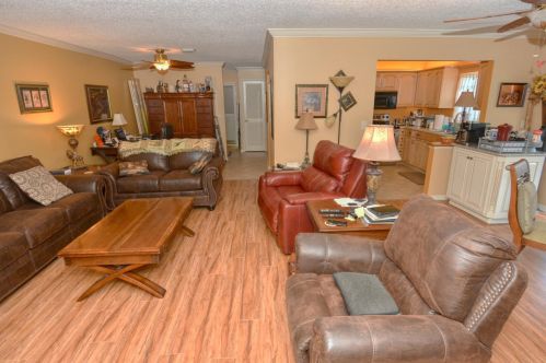 1001 Pheasant Run Dr, Fort Pierce FL  34982-6782 exterior