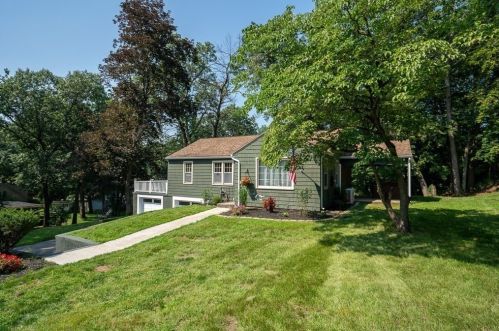 391 Massachusetts Ave, West Springfield MA 01089-2412 exterior