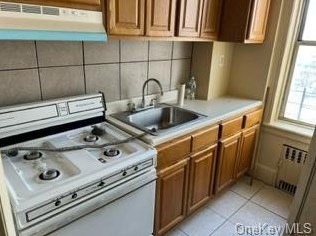 2401 Walton Ave, Bronx NY 10468-6459 exterior