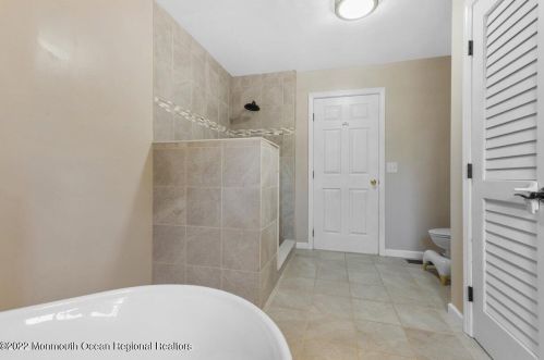 204 Bennetts Mills Rd, Jackson Twp NJ 08527-4260 exterior