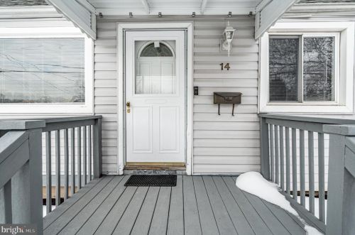 14 Pennwood Dr, Trenton, NJ 08638-4716