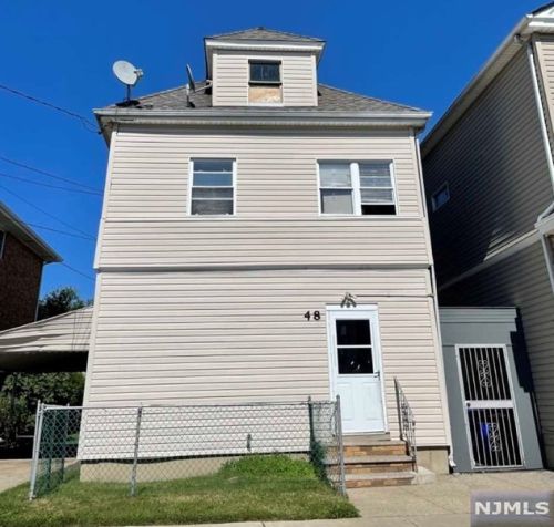 48 Wood St, Outwater NJ  07026-2134 exterior