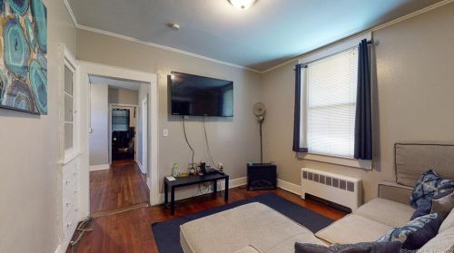 30 Chapman St, New Britain CT 06051-2807 exterior