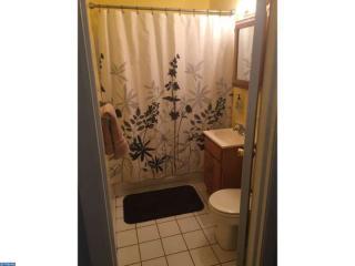 36 Fogarty Dr, Trenton NJ  08619-4321 exterior