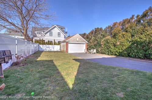 17 Elberon Ave, Red Bank NJ 07711 exterior