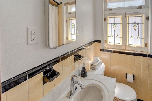 9045 Rosemary Ave, Saint Louis MO 63123-4616 exterior