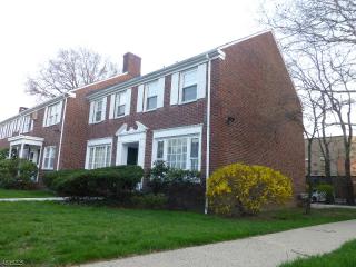 42 Meadowbrook Pl, Maplewood NJ  07040-2409 exterior