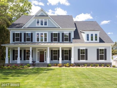 1301 Macbeth St, Mc Lean, VA 22102-2736