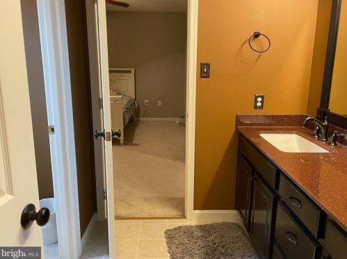 142 Merlin Dr, Hummelstown PA exterior