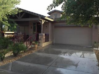 1447 Swan Ct, Chandler, AZ 85286-7373