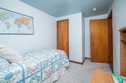 3341 Recker Dr, Pittsburgh PA exterior